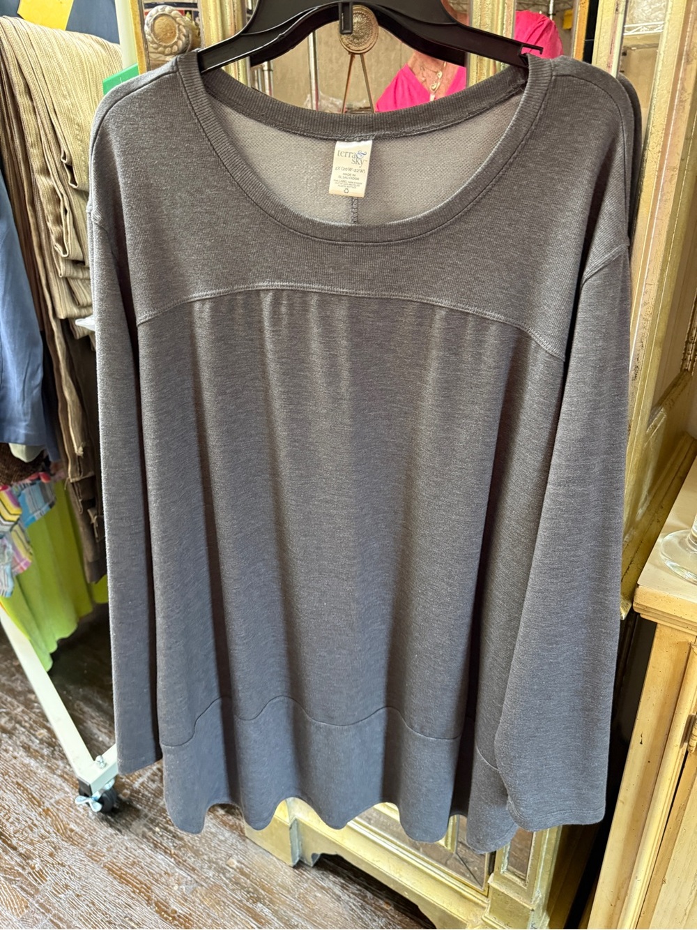 Terra & Sky Charcoal Gray Relaxed Tunic Sweatshirt
